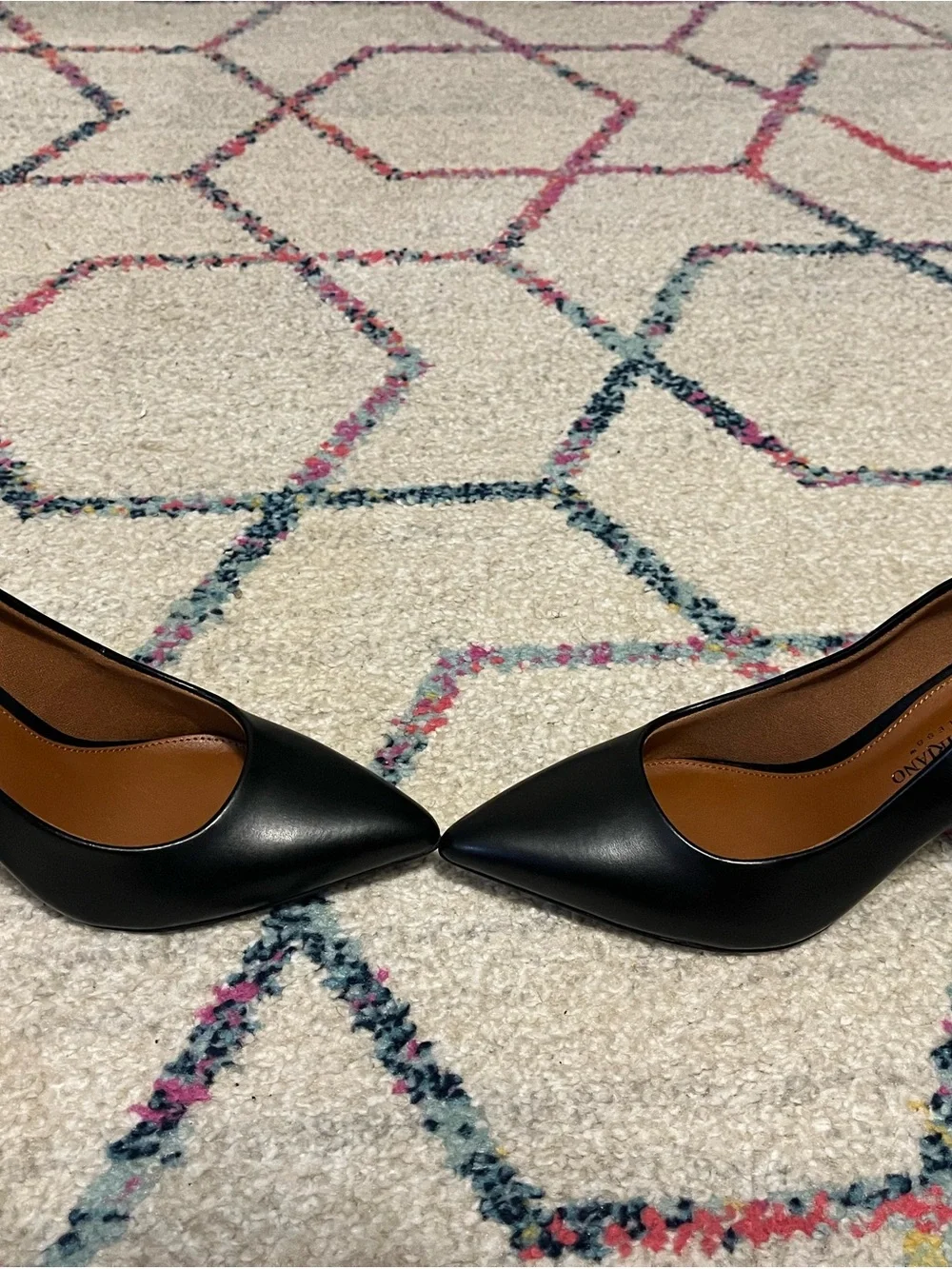 Christian Siriano Black Pointed-Toe Leather Pumps